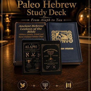 K&ouml;nnte beinhalten: Ein Ancient Paleo Hebrew Study Deck Set mit zwei schwarzen B&uuml;chern mit goldener Schrift und zwei Lernkarten. Die Karten zeigen den Text Alaph, Natsarym of Yahusha Ministry und Ancient Paleo Hebrew Study Deck From Alaph to Tau.