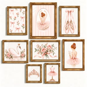 Könnte beinhalten: Ein Galerie-Wandset aus acht gerahmten Drucken mit Ballett-Illustrationen in zarten Rosa- und Goldtönen. Die Sammlung umfasst Bilder einer Ballerina, Ballettschuhen, einem Schwan, einem Blumenstrauß, einem Diadem und einem Tutu auf einer Schneiderpuppe.