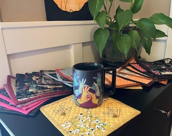 Quilted ASL ILY Mug Rugs