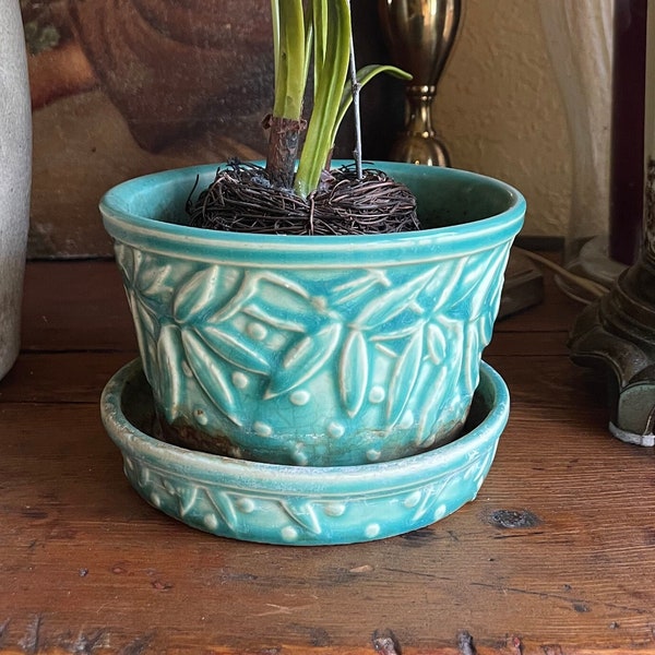 McCoy - Flower Pot Planter - Midcentury - Hobnail Leaves - Aqua Turquoise