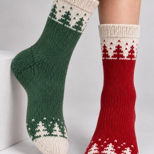 Christmas Socks Knitting Pattern, Easy Beginner Knit Socks, Nordic Fair Isle Socks, PDF Pattern, Sizes 35–43