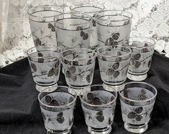 Vintage Libbey Silver Pine Cones 1960s Frosted Shelf Saver Shape Stacking Juice Glasses and Tumblers Set