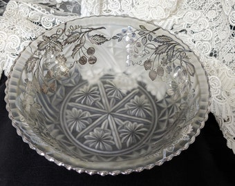 Rare Vintage Sterling Silver Overlay Frosted Glass Bowl in the style of Silver City Co. or Cambridge Glass