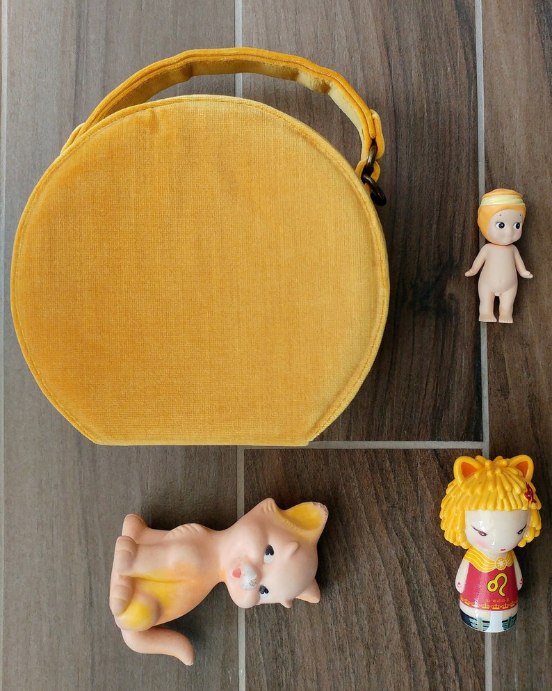 Vanity Case Women/'s Bag Fabric Handbag Evening Purse Vintage Style Bag Crossbody Bag yellow velvet Bag Round Bag Circle Bag
