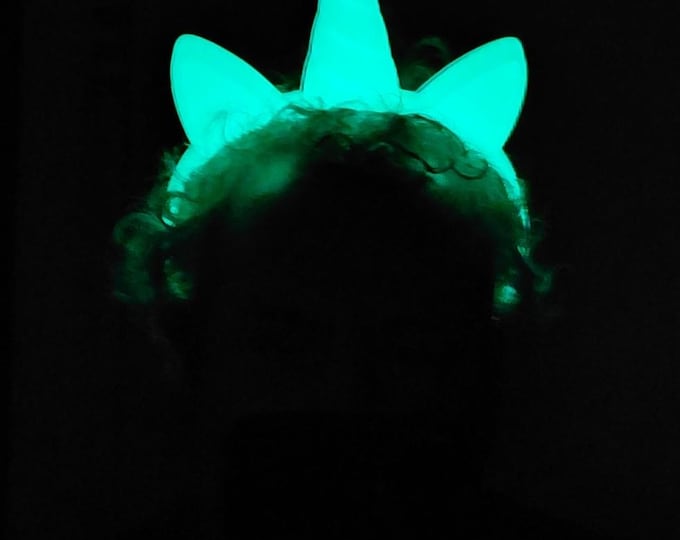Glow in the Dark Unicorn Headband with Light | Kids Unicorn Hair Accessory | Halloween, Parties & Nighttime Fun