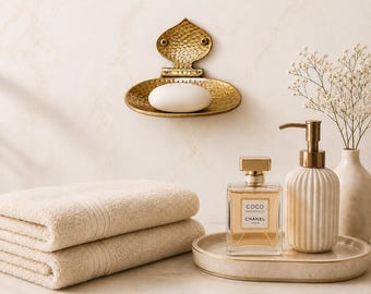 Handcrafted Hammered Brass Soap Dish – Wall-Mounted Vintage Style Bathroom Soap Holder