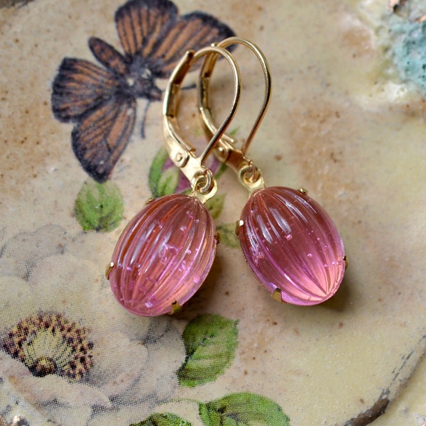 Pink vintage glass earrings with unusual ribbed beads, Leverbacks