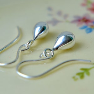 Silver teardrop earrings, Sterling dangle earrings, 925 silver everyday jewellery, Tiny tear drops