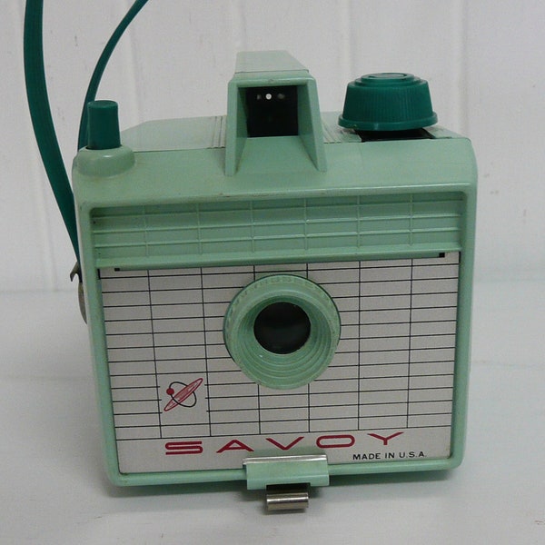 RESERVED 1960s Mint Green Imperial Savoy Bakelite Box Camera, Collectible - Vintage Travel Trailer and Home Decor