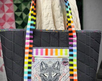 Graywork wolf large tote