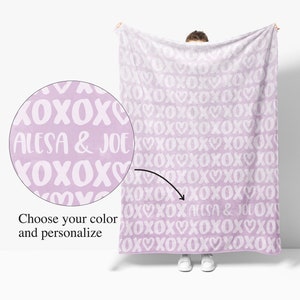 Personalized XOXO Cozy Blanket, Choose your color, size and fabric, Gift for Anniversary, Birthday, Valentine&#39;s Day, Newborn Gift