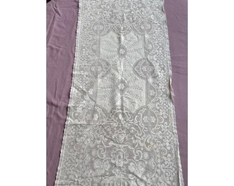 Vintage Filet Lace Table Runner Dresser Scarf White Cottage Core 29"