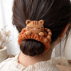 Modèle PDF de chouchou pour chignon Chat Roux Dormant | Accessoire pour cheveux Chat Dormant | Niveau débutant | Téléchargement instantané