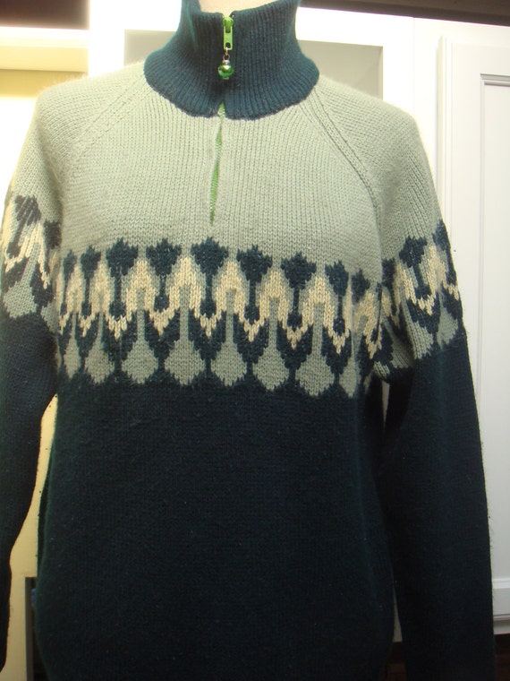 white stag mock turtleneck