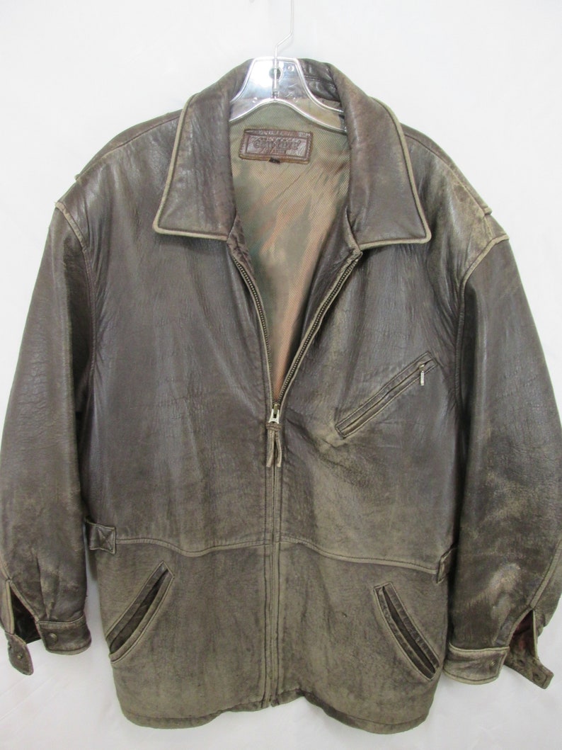 Vintage Mens Distressed Brown Leather Buckle Back Bi Swing Shoulders Zip Front Hip Length Jacket Size Xl