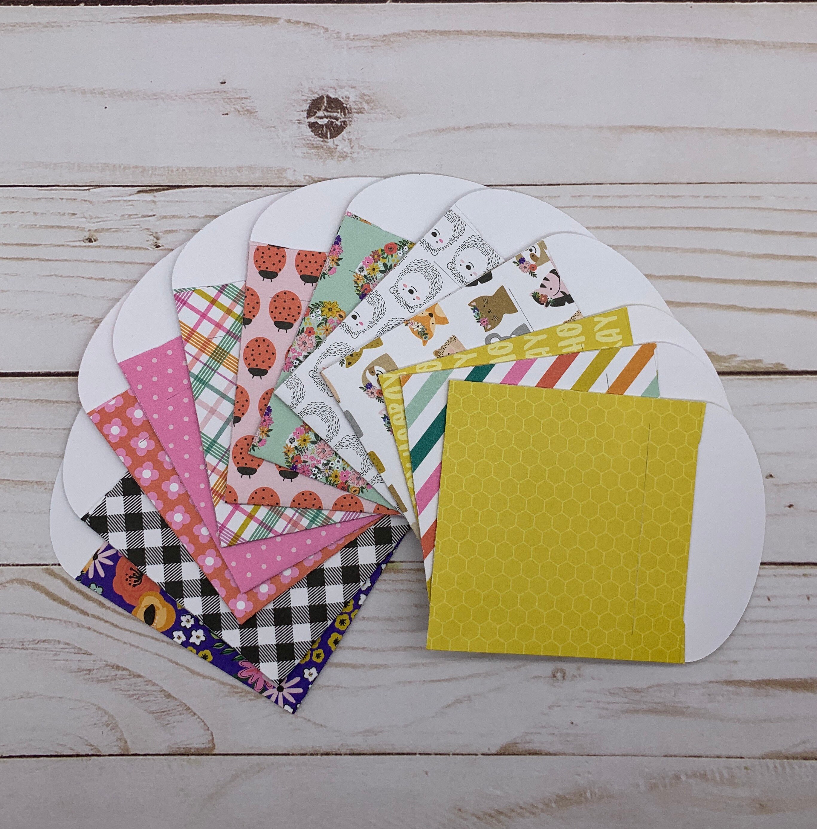 Assorted - Set of 12 Mini Scalloped Note Cards ~ 3x3 Blank Cards With ...