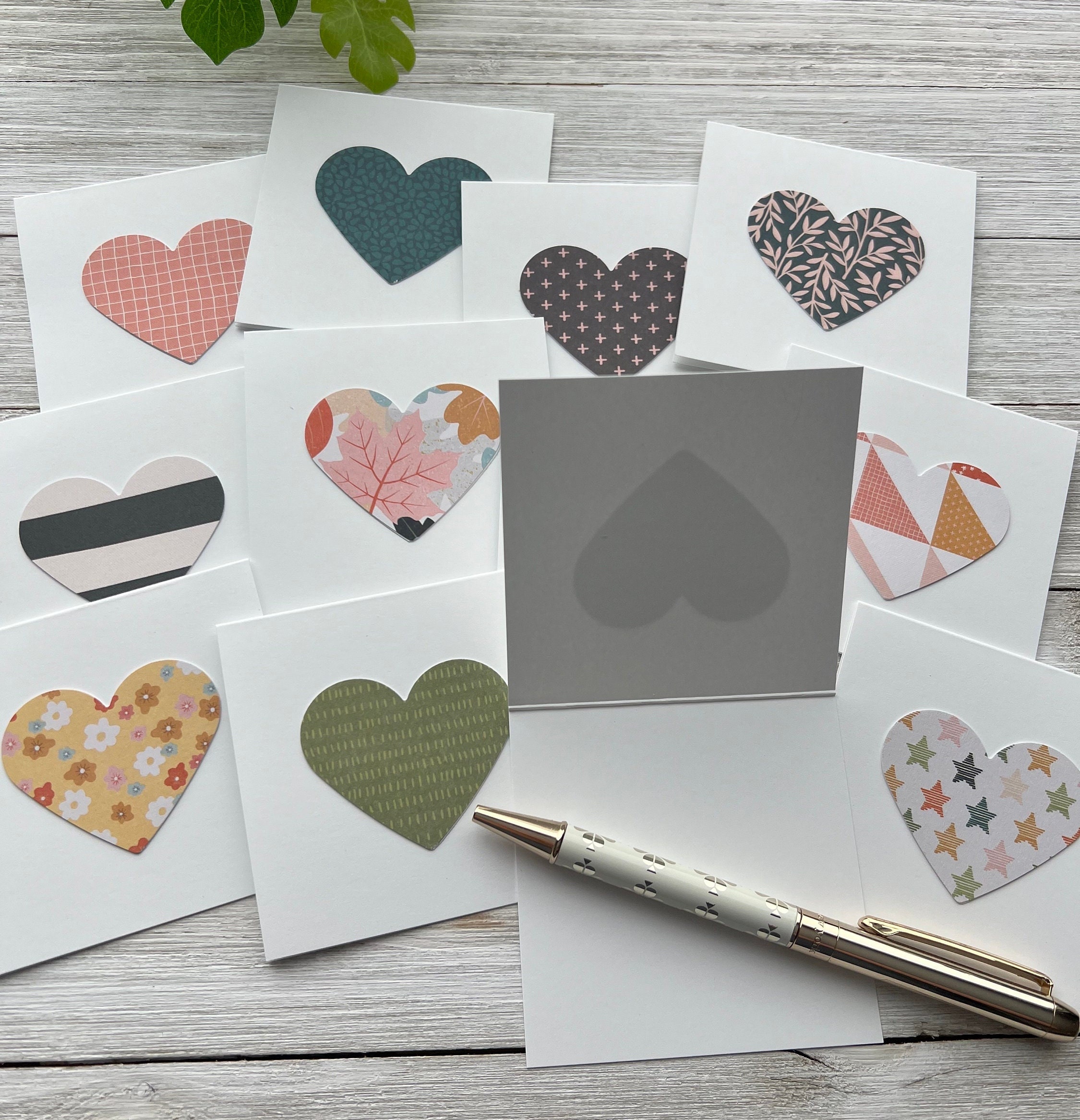 Set of 12 Mini Note Cards ~ 3x3 Blank Cards With Envelopes - Heart Love ...