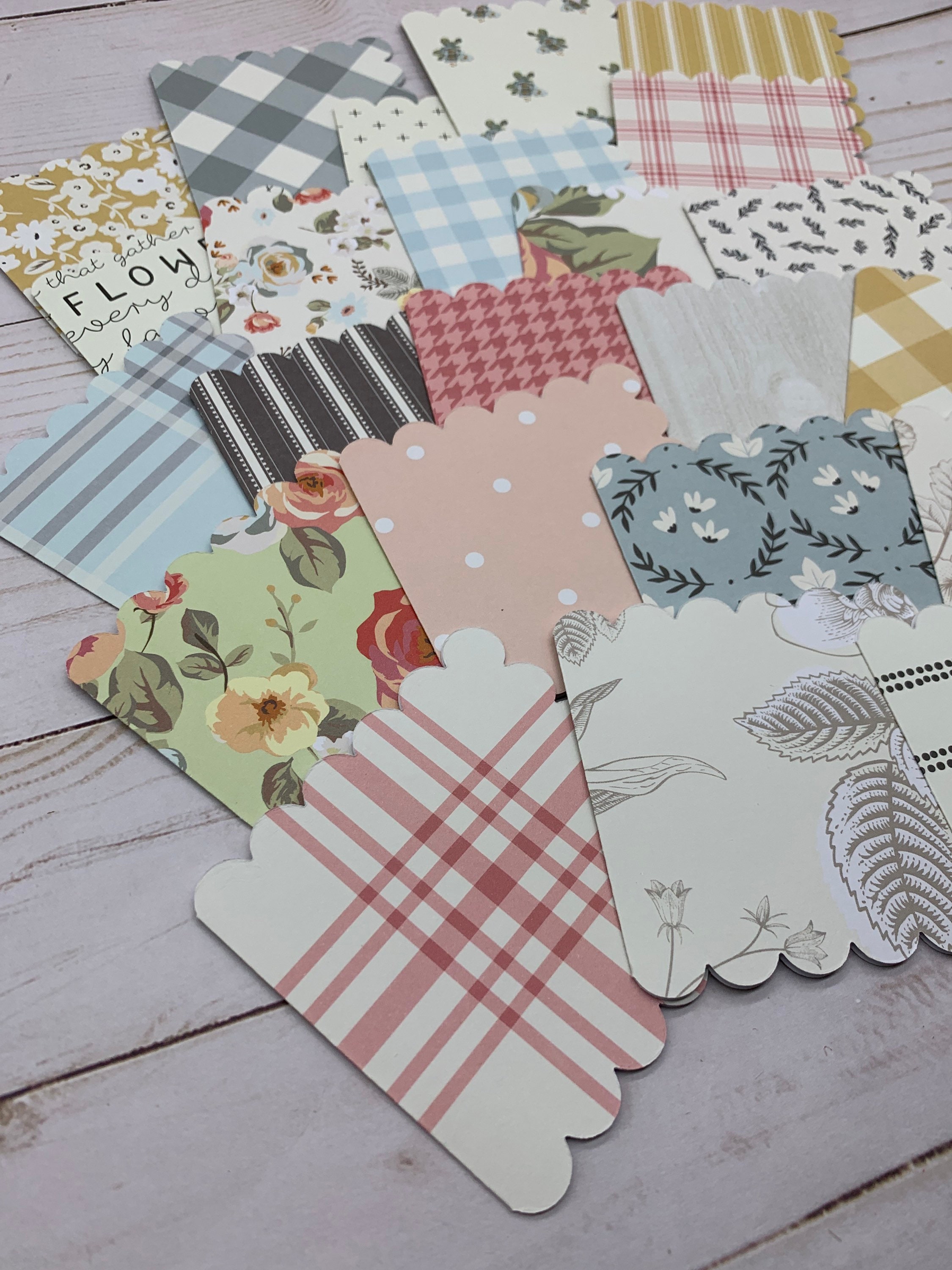 Assorted Note Cards - Set of 24 Mini Scalloped Notecards ~ 3x3 Blank ...