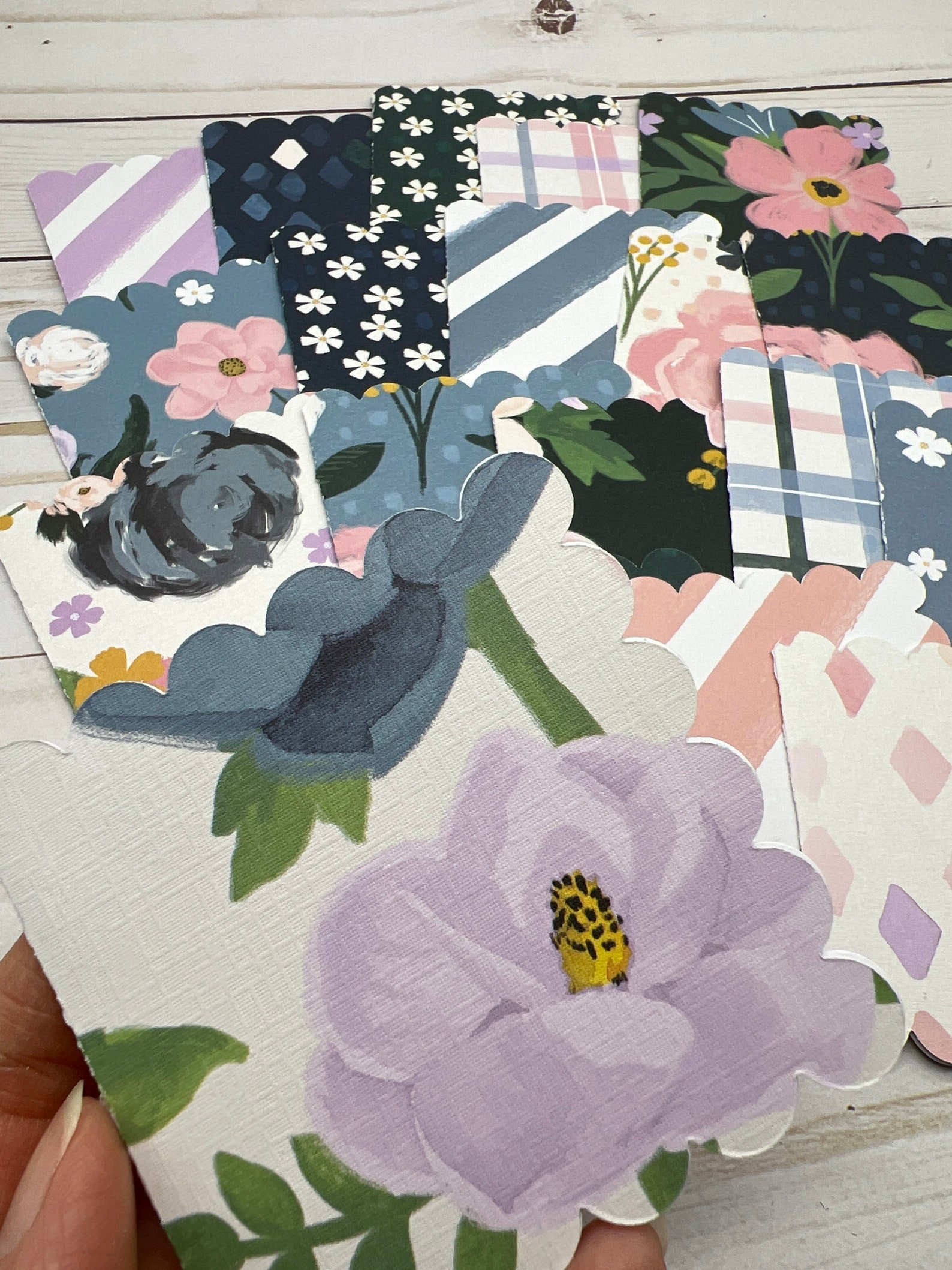 Assorted Note Cards - Set of 20 Mini Scalloped Notecards ~ 3x3 Blank ...
