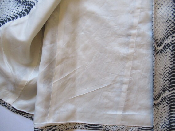 Vintage Albert Nipon Silk Dress Coat: Animal Prin… - image 4