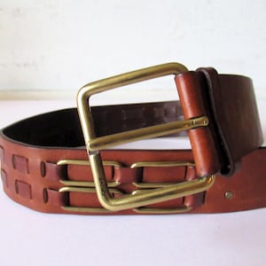 Vintage Donna Karan NY wide chain links leather belt, size large 32&quot; - 36&quot;