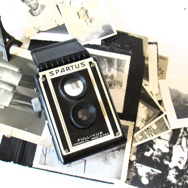 Vintage Spartus camera decor, vintage display, desk decor, bookshelf decor