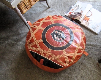 Vintage marockansk puff i läder.