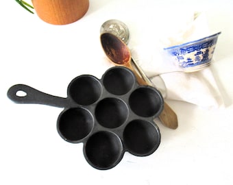 Vintage Footed Cast Iron Dutch Breakfast Æbleskiver Takoyaki Pan