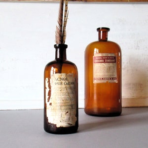Vintage amber medicine bottle, medicine bottle, pharmacist glass decor.