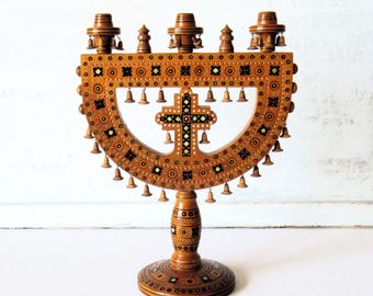 Ukrainian Hutsul 3-Candle Folk Candelabra (Trijtsia/Трійця) Hand-carved Wood Candleholder Inlay with copper beads