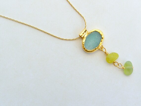 Items similar to Three stone pendant. 24k Gold Plated. Gold Filled ...