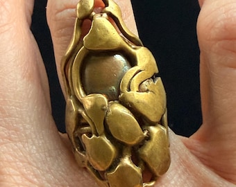 Vintage jaren 1970 brutalistische messing statement ring halverwege de eeuw modernistische sculpturale vrije vorm draagbare kunst