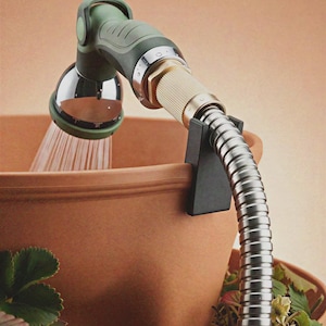 Garden Hose Holder Clip for Greenstalk Planters, Hands-Free Watering Guide