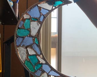 Halvmåne målat glas