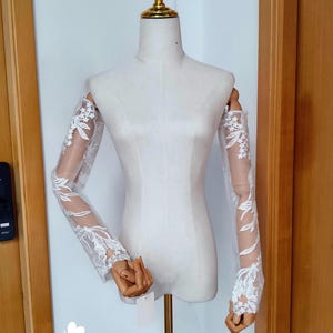 Botanical Lace Bridal Sleeves, Removable Sheer Tulle Wedding Sleeves, Detachable Off Shoulder Arm Covers, Fitted Lace Sleeve,leaf embroidery