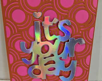 Carte d'anniversaire. Fait main. Joyeux anniversaire.   Pour lui.  Pour elle.  Unisexe.  Célébration. Ami.  Fantastique. Enfants