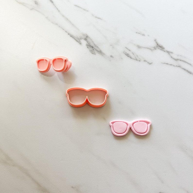 BLIPPI GLASSES CUTTER/ embosser by creative heart lab