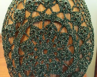 Berka Shell Snood in Cotton/Metallic Combination Thread
