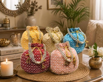 Chikankari Embroidered Cotton Potli Bag – Indian Handmade Party Favor (Lot of 100 Pcs)