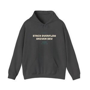 Desenvolvimento orientado pelo Stack Overflow | Moletom com capuz | Humor de TI | Administrador de sistemas imagem 6
