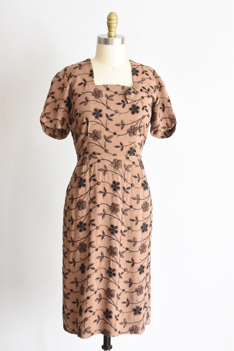 1950s Flowering Vines dress image 5