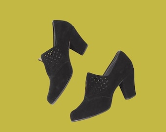 1940s Eclipse You  suede cuban heels