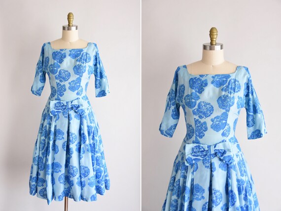1950s Blue Belle dress/ vintage 1950s rose party d