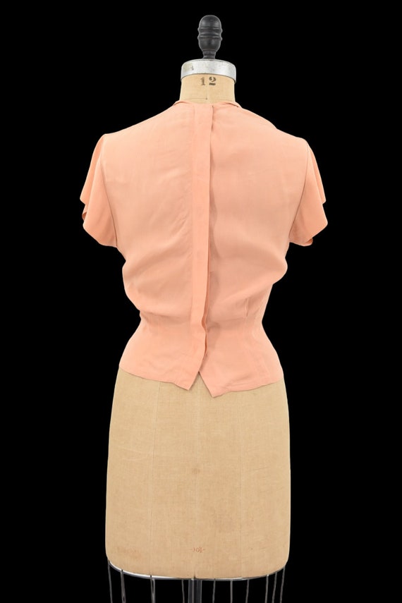 1940s Peach A Day blouse - image 10
