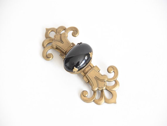 Fleur de Lys　フルール・ド・リス　ブローチ neuf. ヌフポワン | Broches fleur de lys ⚜️ アイリスの紋章