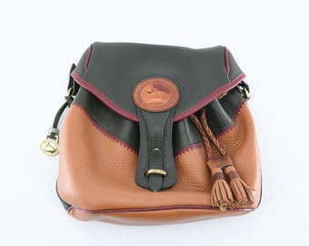 Vintage Dooney & Bourke crossbody