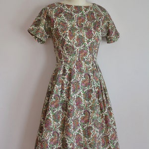 50s Paisley Faye dress/ vintage 1950s cotton sundress/ vintage paisley cotton full skirt dress image 3