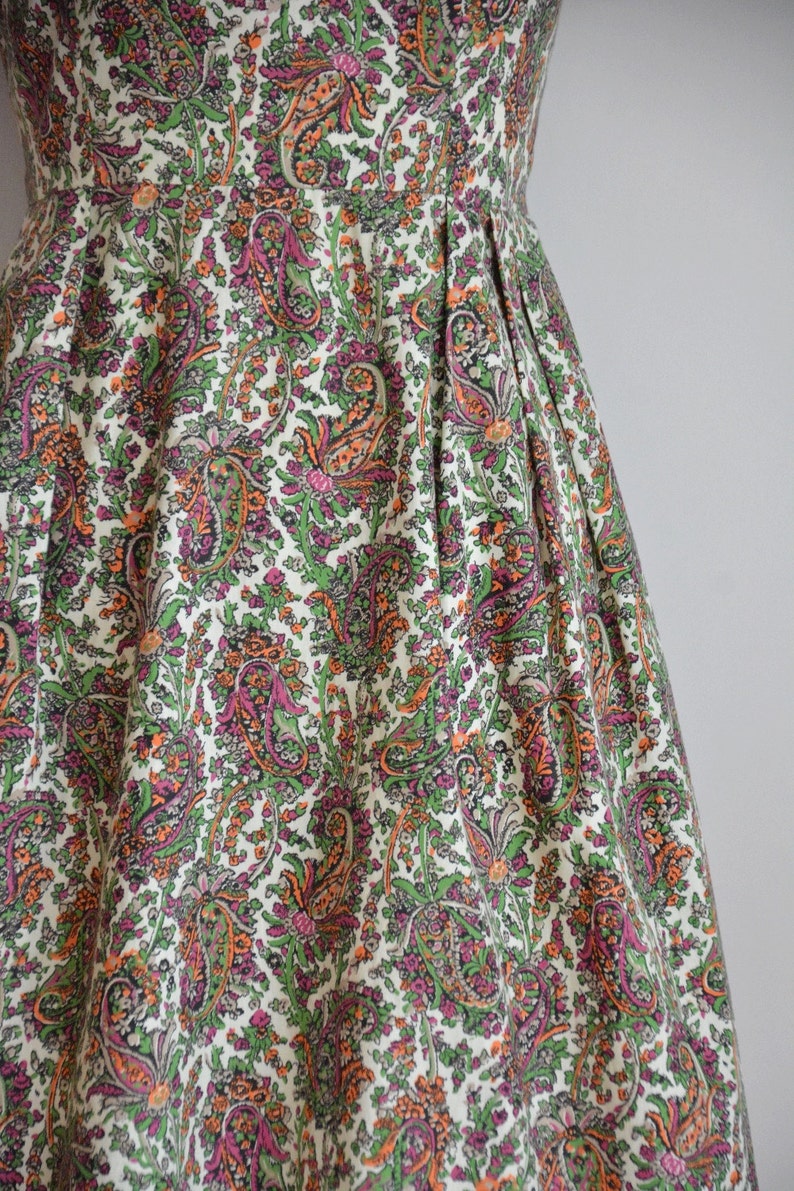 50s Paisley Faye dress/ vintage 1950s cotton sundress/ vintage paisley cotton full skirt dress image 5