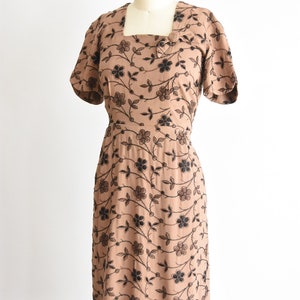 1950s Flowering Vines dress image 4