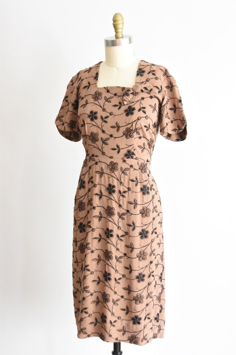 1950s Flowering Vines dress image 4